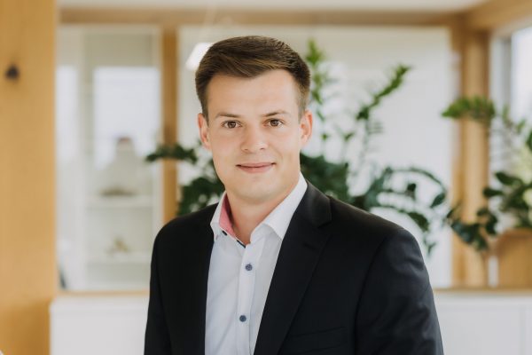 Simon Weiß